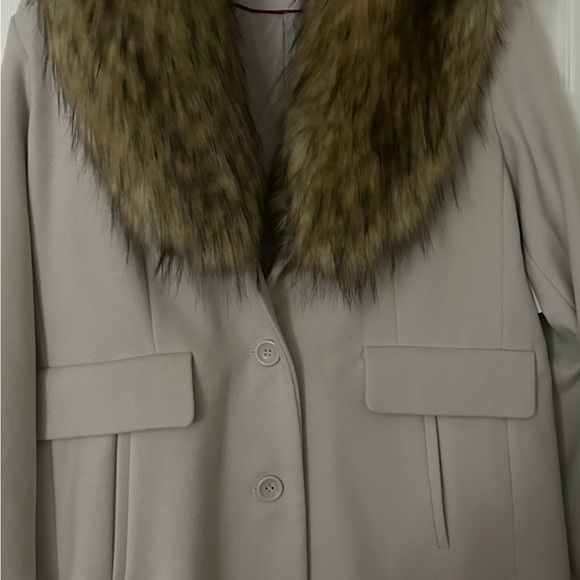 NWT Liz Claiborne XL Pea Coat/Fur Collar  NWT - Picture 9 of 10